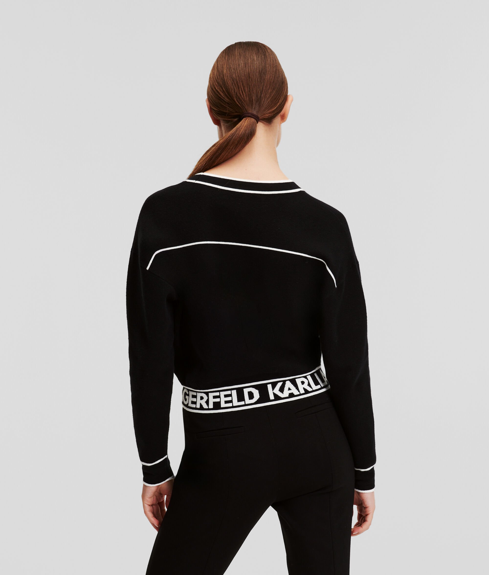 (image for) Fragrant CROPPED KARL LOGO CARDIGAN